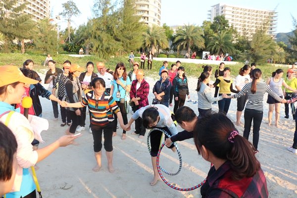 2015年11月霸王花食品惠州巽寮灣、羅浮山快樂之旅——呼拉圈比賽.jpg